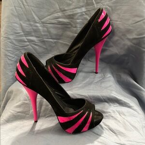 Shiekh Black and hot Pink Heels
